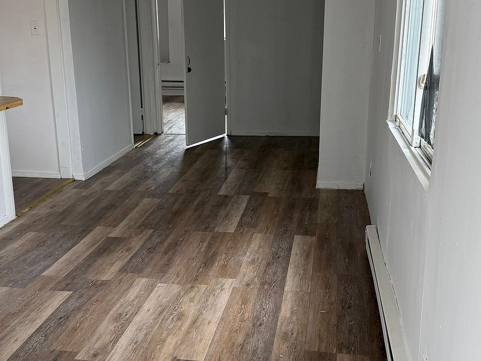 1st image of 703 W Maple Ave #B1
