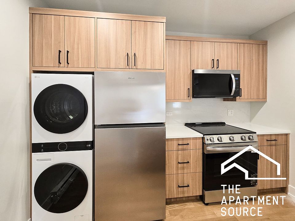 1st image of 2241 N Bissell St APT 3E