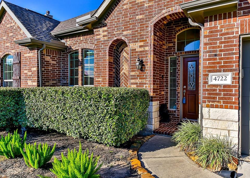 1st image of 4722 Serrano Dr