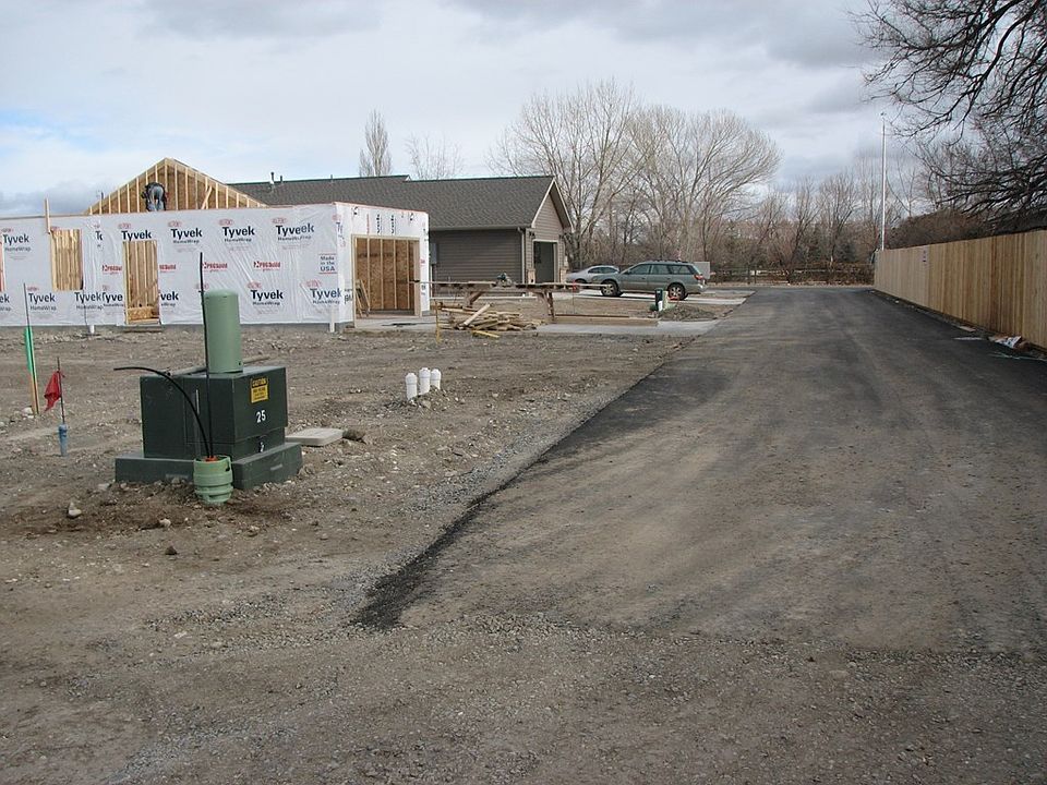 2nd image of 1209 31st St Lot 3