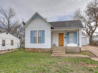 1016 Sycamore St, Carthage, MO 64836