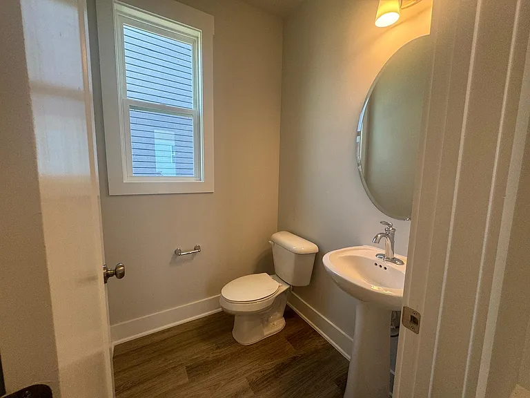 121 Broadwater Dr — Photo 10