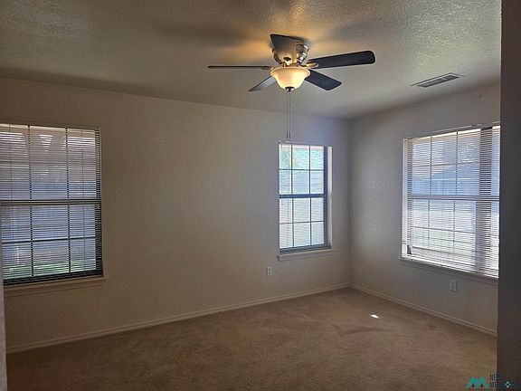 5th image of 3025 Alhambra Dr