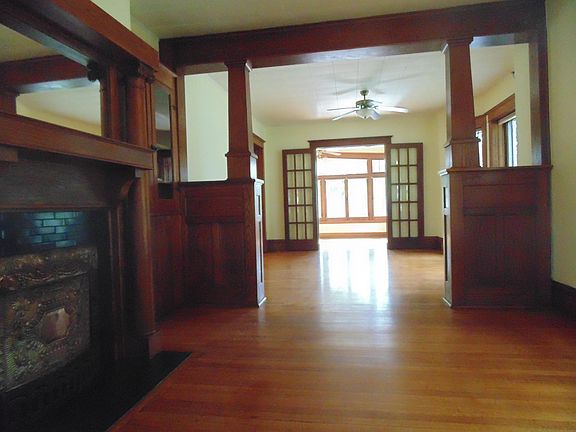 3rd image of 2104 7th St