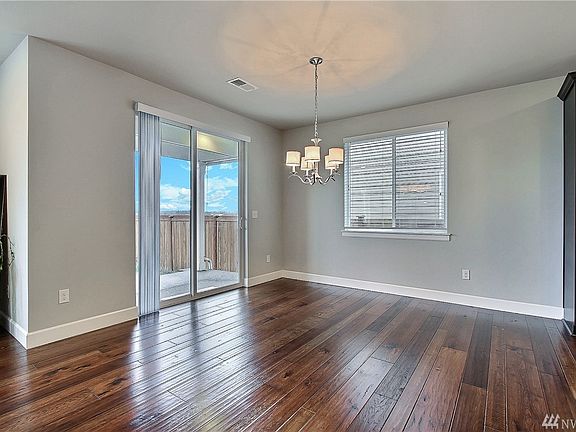 5th image of 11418 175th St E