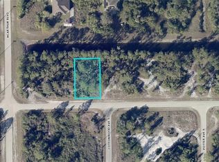 915 Sterling St E, Lehigh Acres, FL 33974