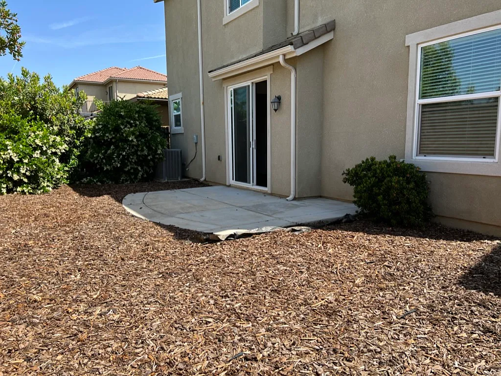 3 bed, 2.5 bath, 1560 sqft, $2,400 — Photo 4