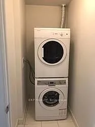 27 Bathurst St #512 — Photo 17