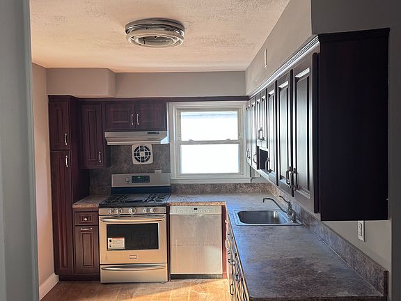 4th image of 107 Union Ave APT 2