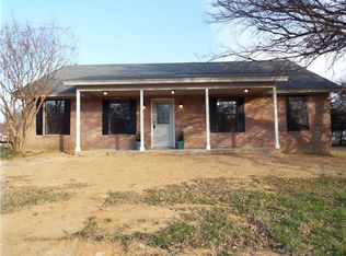 3528 Dove Creek Rd, Cleburne, TX 76031