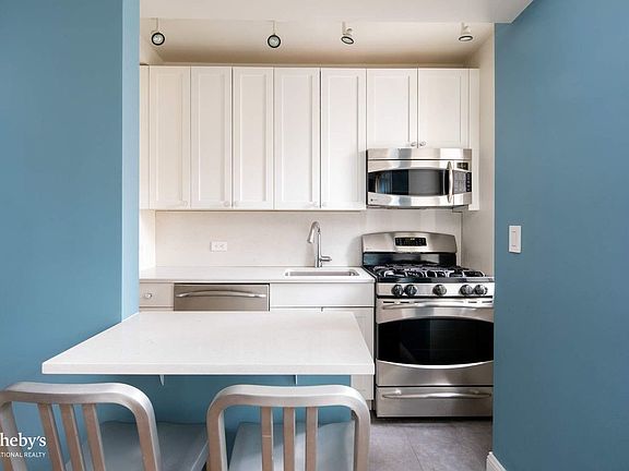2nd image of 10 Park Ave #14R