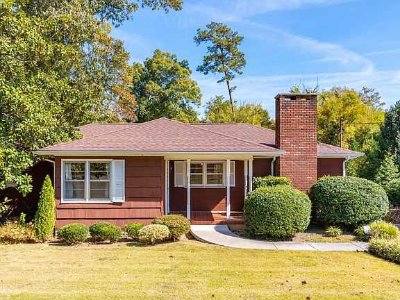2nd image of 3549 Connelly Ln