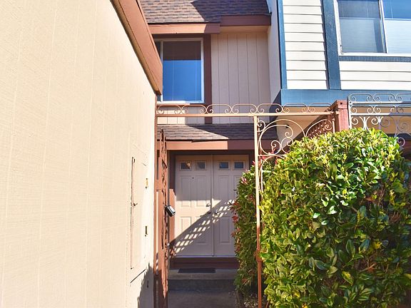 2nd image of 3836 Kent Way