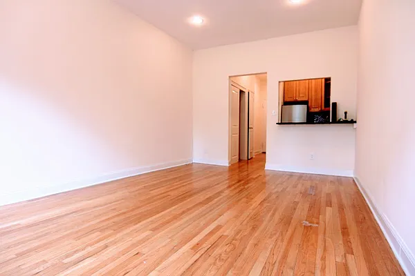 Rented by GPA Realty | media 1