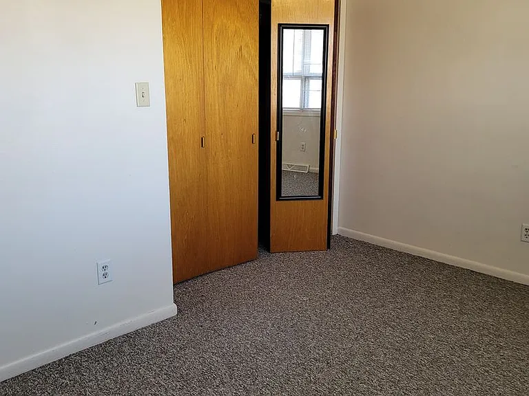 1889 Cherry Ct — Photo 8