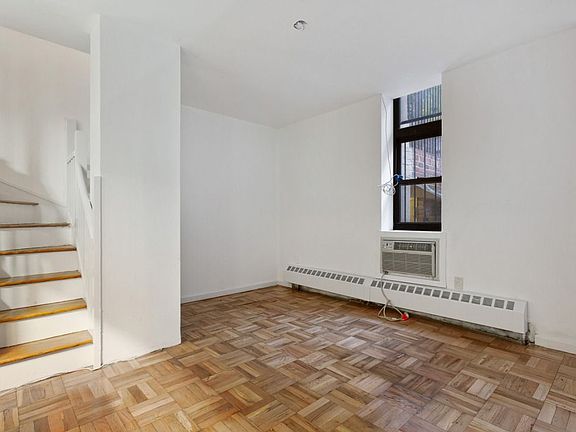 3rd image of 425 E 78th St APT 1B