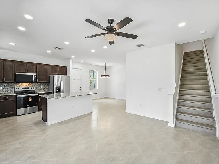 4332 Brookgreen Sq — Photo 4