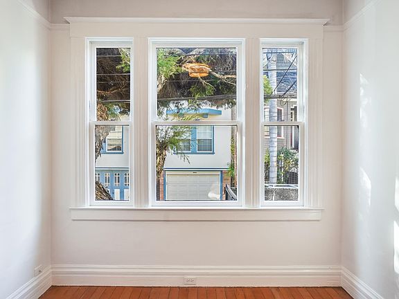 2nd image of 31 Dearborn St