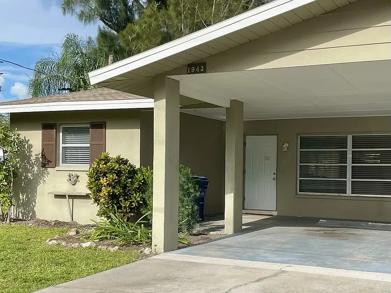 1943 Forked Creek Dr — Photo 11