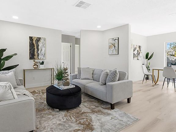 4th image of 214 45TH AVENUE NE