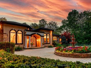 38 Bridgewater Dr, Richmond Hill, ON L4E3N4