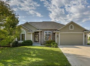 15109 Lake Side Dr, Basehor, KS 66007