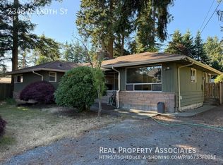 2348 N 180th St, Shoreline, WA 98133