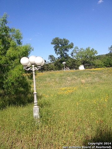 2nd image of 15420 Scenic Loop Rd
