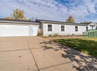 107 SW F St, Melcher, IA 50163