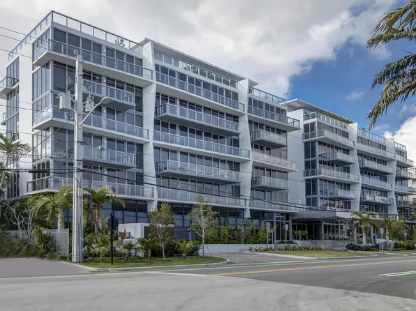 9940 W Bay Harbor Dr #7G, Bay Harbor Islands, FL 33154