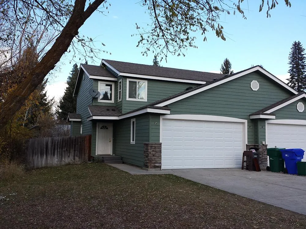 3 bed, 2.5 bath, 1300 sqft, $2,095 — Photo 1