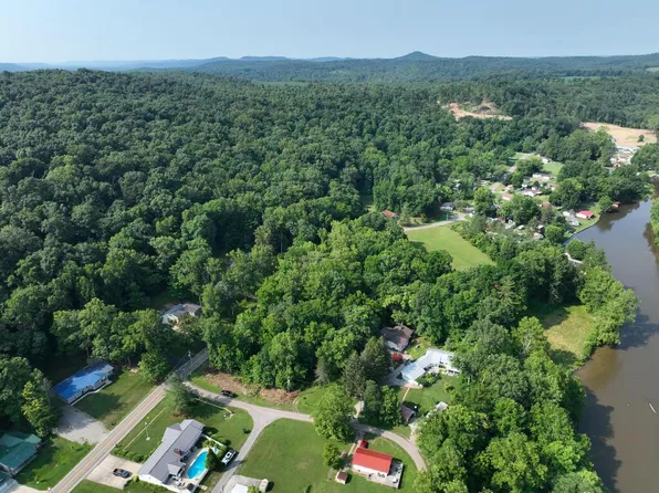 13 State Route 551, Waverly, OH 45690