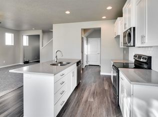 1927 N Marnita Ave, Meridian, ID 83646
