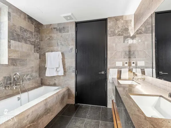 155 West 18th Street image 9 of 19