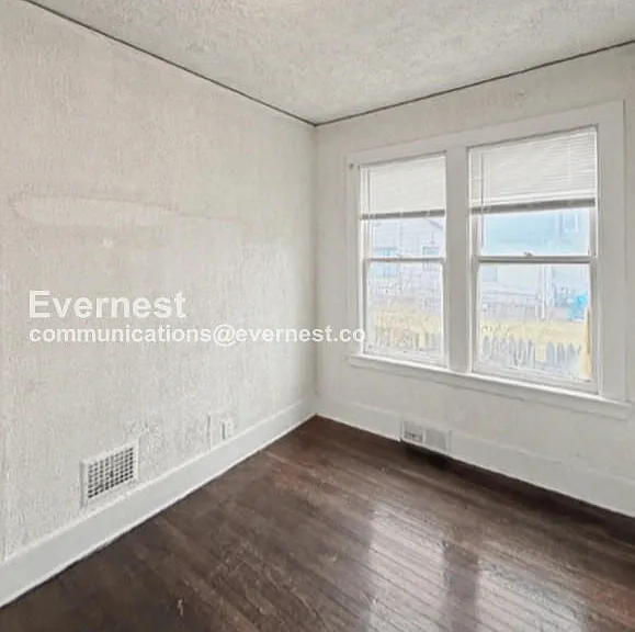 11391 Belleterre Ave #1S — Photo 5