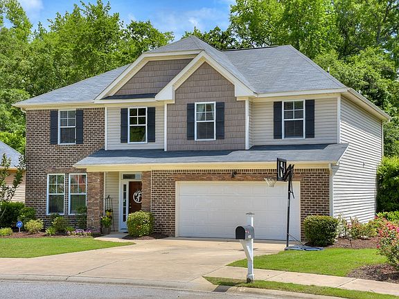 3rd image of 4025 Ellington Dr