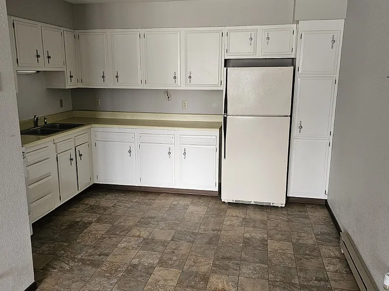 407 S Madison St #6 — Photo 3