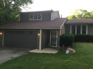9013 Aurora Ave, Urbandale, IA 50322