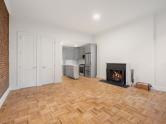 2nd image of 62 W 87th St APT 2R