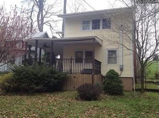 1376 Country Club Dr, Salem, OH 44460