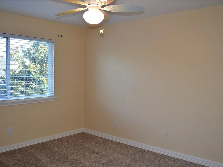 6210 Marble Hollow Ln — Photo 32