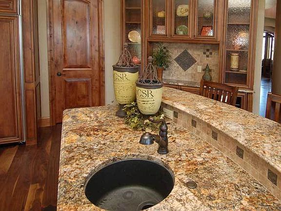 finishes as shown in builder's model home