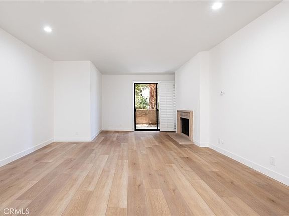 4th image of 14159 Dickens St APT 110