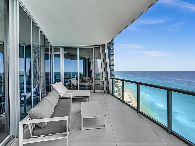 17121 Collins Ave #4403 — Photo 17
