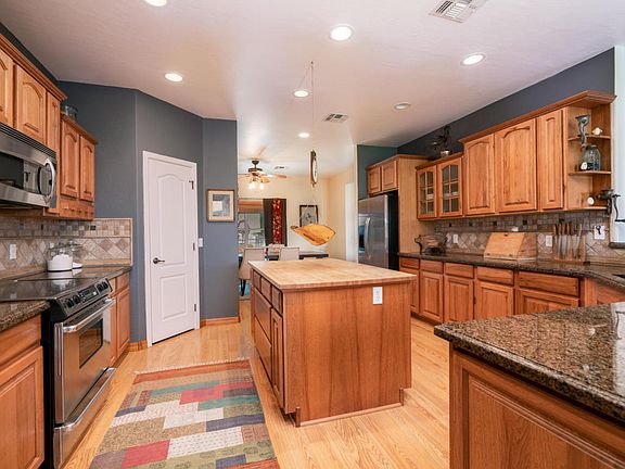 5th image of 38483 N Mistler Ln