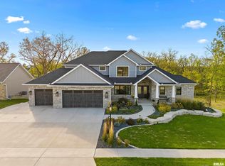 109 Samuel Ct, Washington, IL 61571