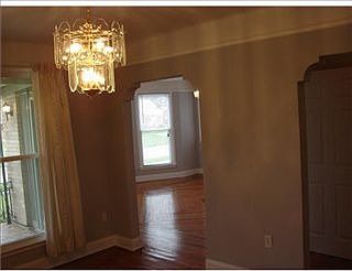 3rd image of 5525 Vermillion Blvd