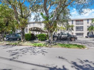 215 NE 16th Ave APT 105, Fort Lauderdale, FL 33301