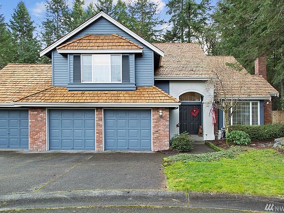 5th image of 2401 19th Ave NW