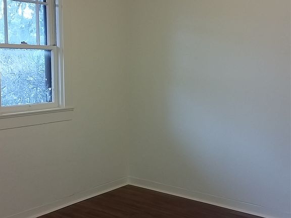 5th image of 359 Richmond Ave APT C